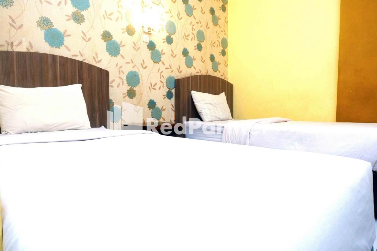Hotel Permata Makassar Mitra Reddoorz Balangberu Екстер'єр фото