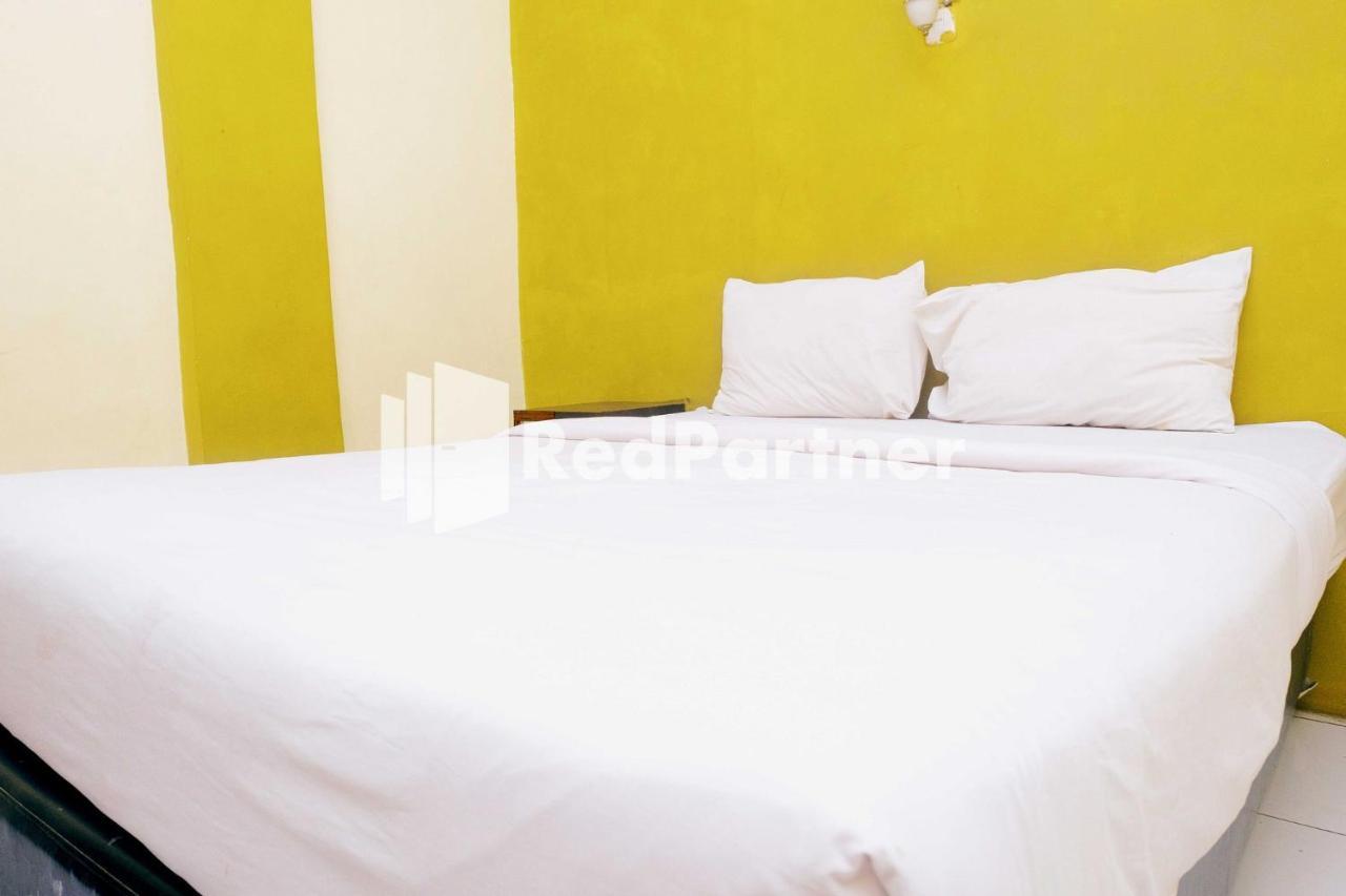 Hotel Permata Makassar Mitra Reddoorz Balangberu Екстер'єр фото